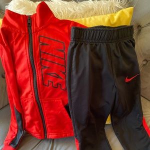 Toddler Boys 2pc Nike Tracksuit
